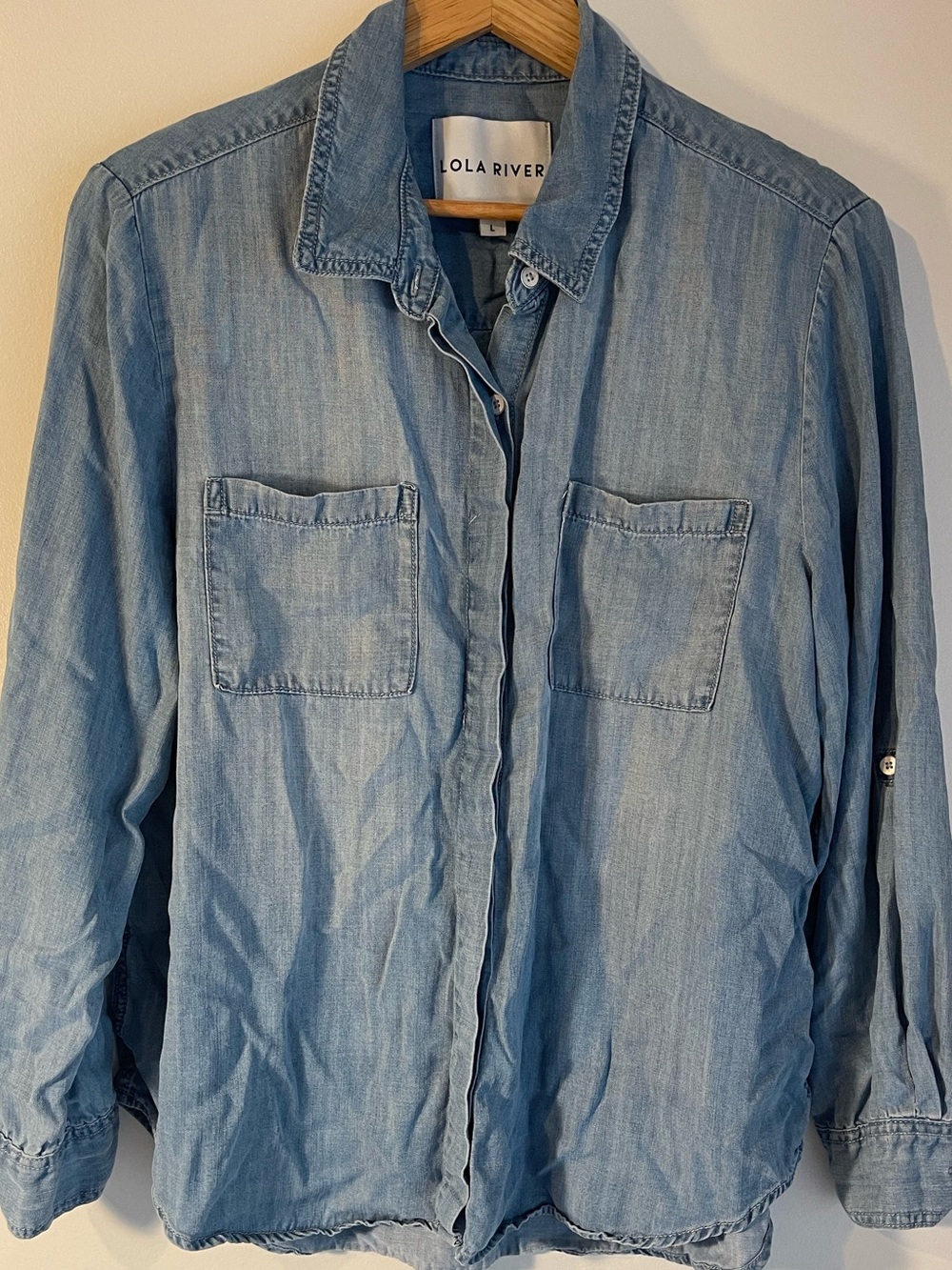 Lola River Light Wash Denim Chambray Roll Tab Sleeve Button Down Shirt L